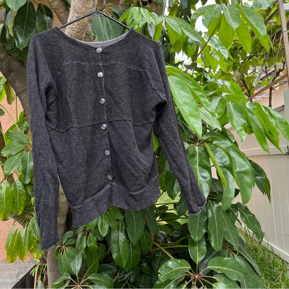 Hope by Ringstrand Soderberg dark grey long sleeve light sweater. - Picture 5 of 5